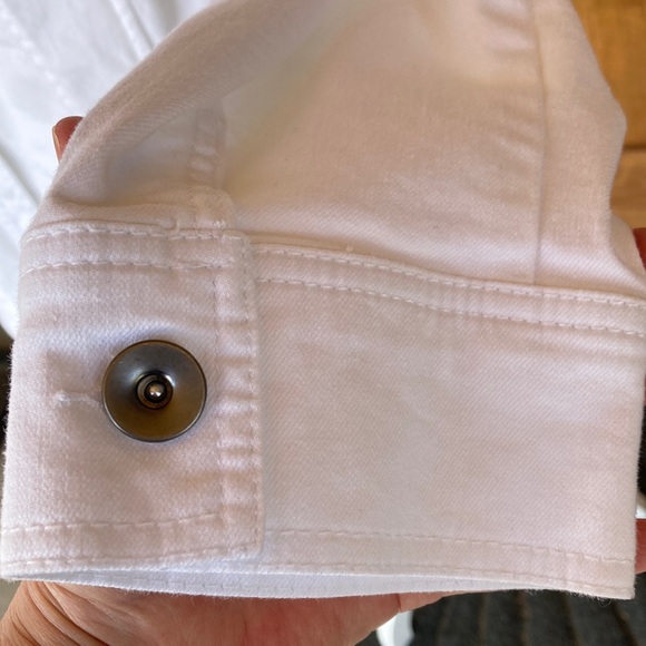 Catherine’s Women’s 3X Denim Jacket White EUC Pockets Eyelet Accent Cotton Blend - Picture 5 of 10